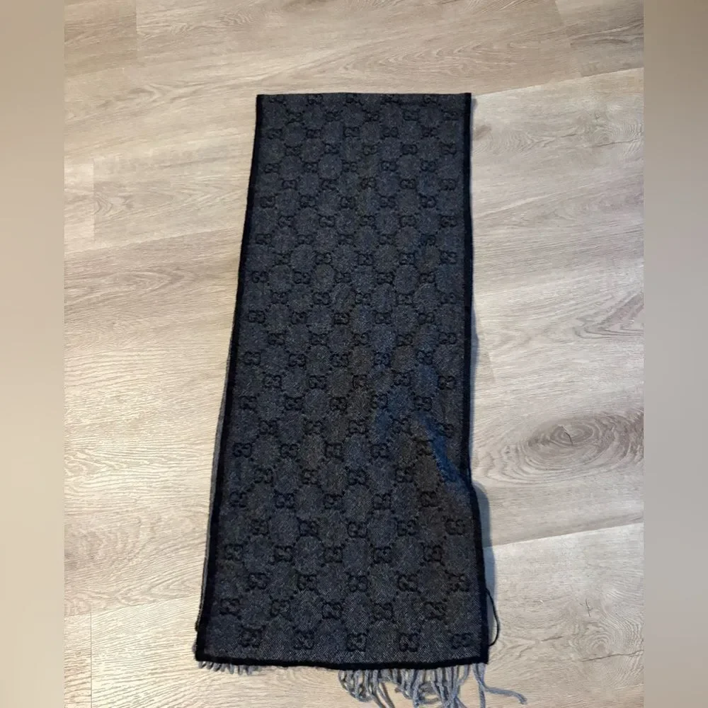 NWT Gucci Wool Scarf